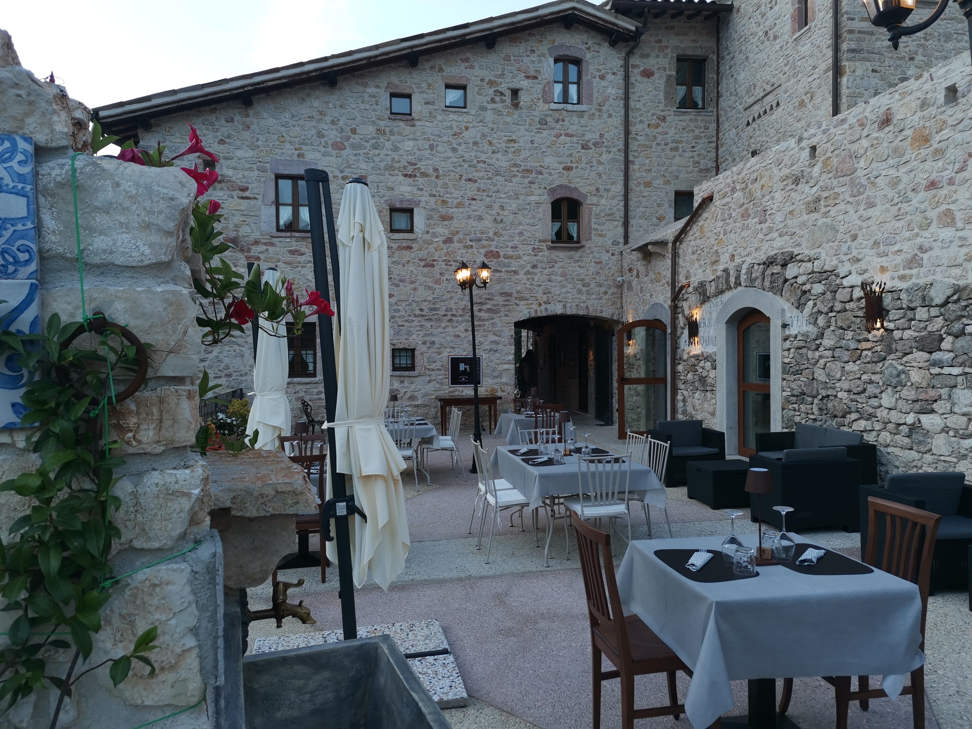 Torre Del Nera Albergo Diffuso & Spa Scheggino Exteriör bild